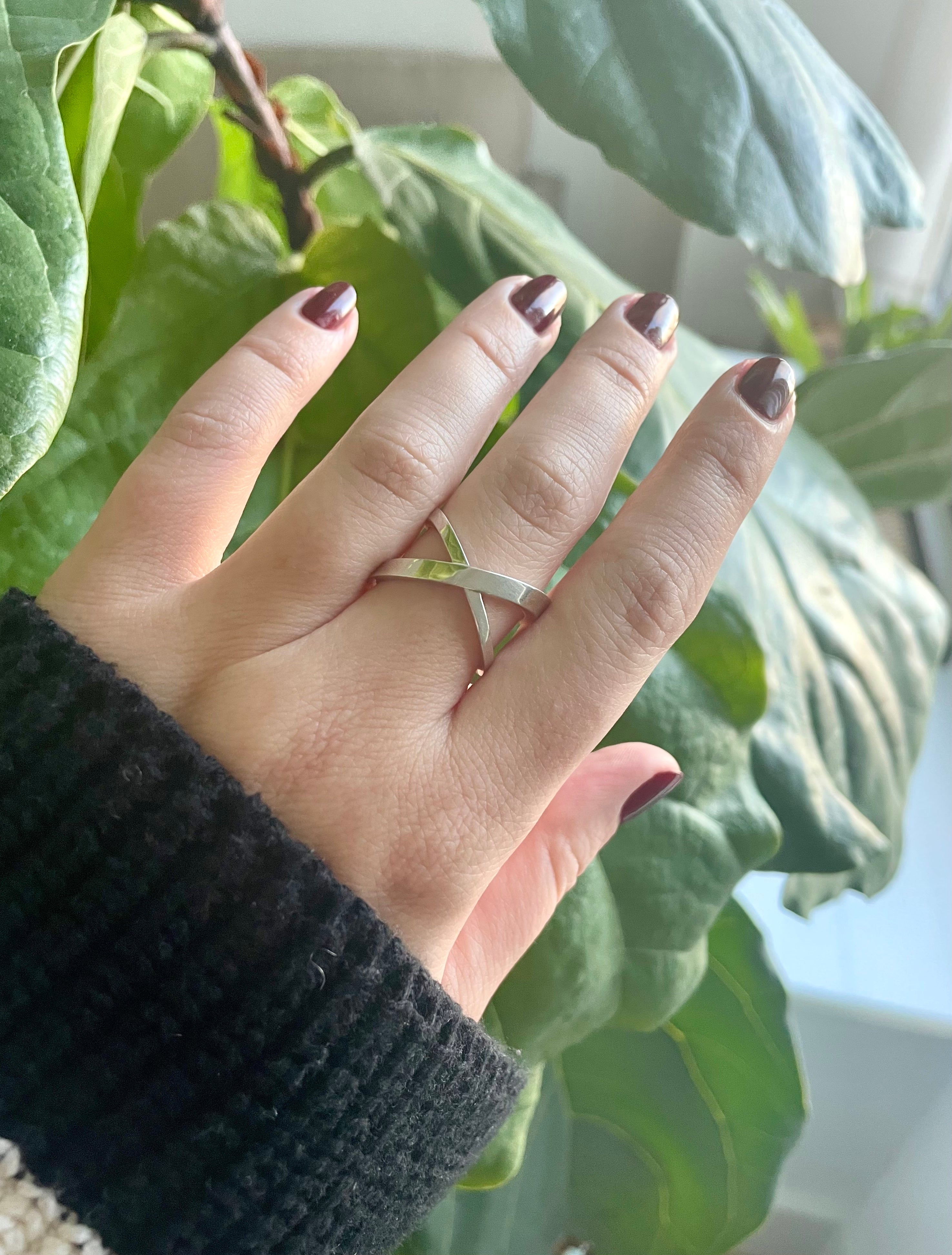 silver crossover ring – the scheer collection