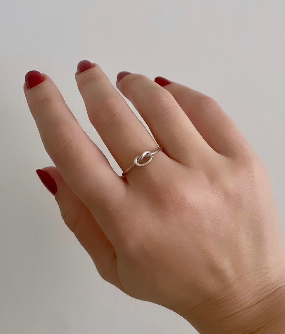 silver knot ring