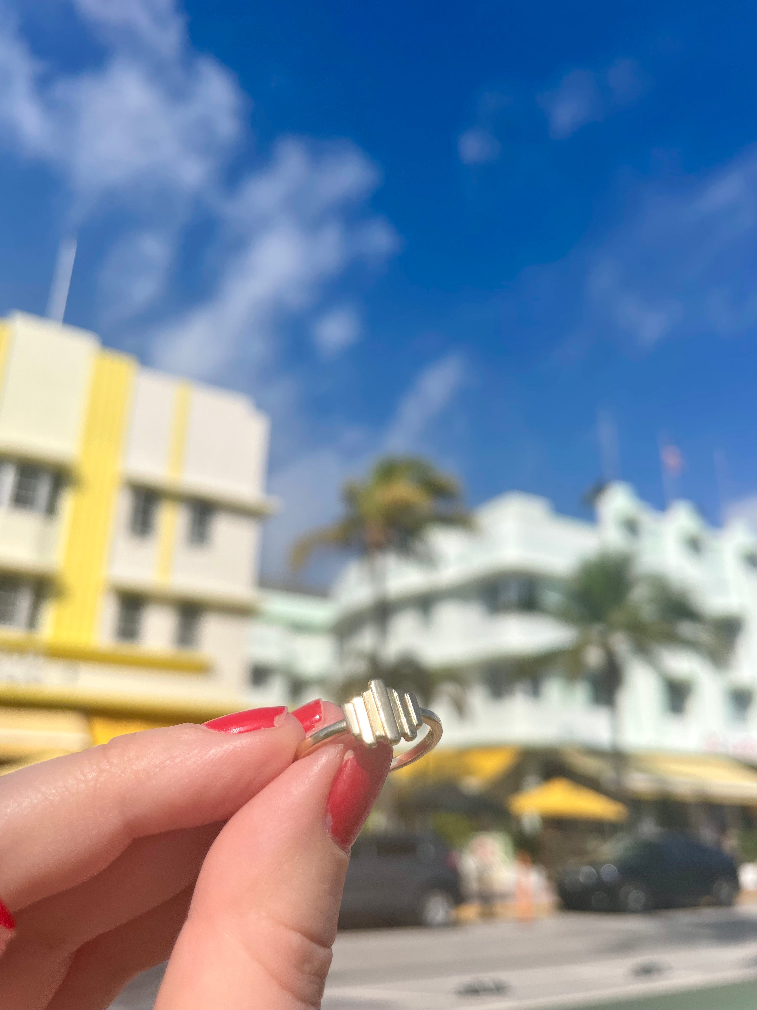 solid 14k gold art deco ring